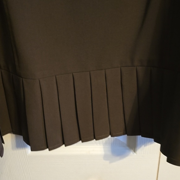 Pants and Skirt - Picture 6 of 7